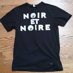 Black Graphic Tee "Noir et Noire"